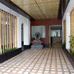 De Castle Inn