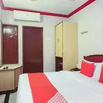 Oyo 48074 National Towers Residency