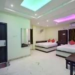 Sri Kumaran Residency