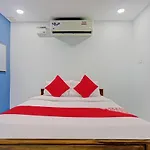 Oyo Flagship 80305 Sai Sakthi Residency