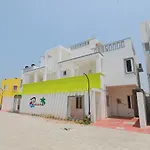 Vaccinated Staff- Oyo 38695 Peninsula Holiday Resorts
