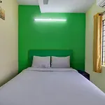 Fabhotel Green Tree Inn