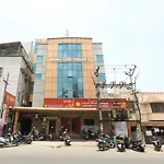 Collection O 77368 Maruthi Residency