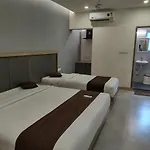 Apollostay