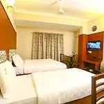 Fabhotel Greens Gate
