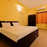 Fabhotel Green Tree Residency