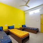 Springhomestays Ladies Hostel