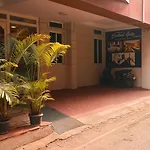 Central Gate