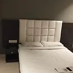 Fabhotel Sea Queen Residency
