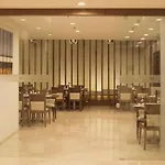 V7 Hotel