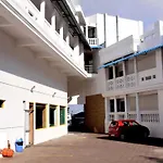 Oyo Flagship Home Tree Service Apartment Near Perumal Kovil T Nagar