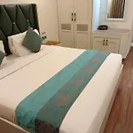 Hotel Grand Residence
