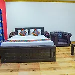 Fabexpress Lloyds Inn - T Nagar