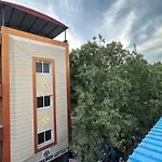 Marina Palace