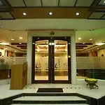Fabhotel Prime Chennai Deluxe