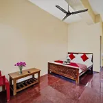Oyo Flagship 92943 Guna Residency