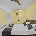 Townhouse Fantasea Hotels Near Omr