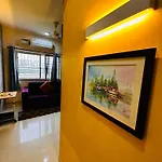 The View Signature Studio