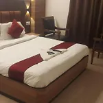 Capital O 69831 Hotel Mount Heera
