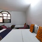 Hotel O Pink