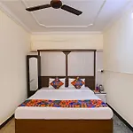 Fabhotel Neethu Residency - Nr Avm Film Studio