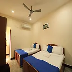 Hotel Rathnavel Towers