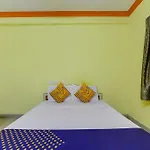 Spot On 75475 Cn Guest House
