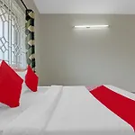 Hotel O Tiara Grand