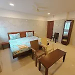 Hotel Sal Inn - Near Airport