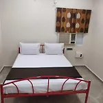Hotel O Yazhini Service Apartment Near Jazz Cinemas Luxe