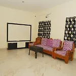 Cashewtree Hotel