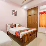 Fabhotel Hathvik Park - Near To Nandanam Metro Station