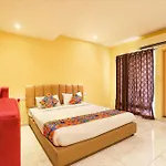 Fabhotel Chamiers Park