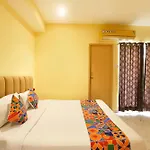Fabhotel Chamiers Park