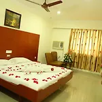 Hotel Sooriya Residency