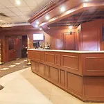 Hotel Dee Cee Manor