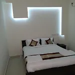 7 Hills Service Apartments