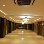Avenue Hotel
