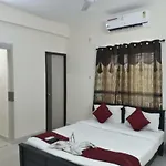 The Posh Residency, Ecr