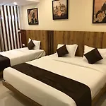 Apollostay