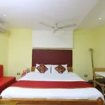 Oyo 8973 Velachery
