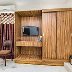 Fabhotel Venkeys Service Apartment Mylapore