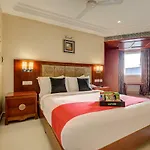 Collection O 30030 Metro Grand Arumbakkam