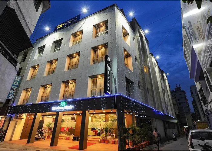 Fabhotel Greens Gate