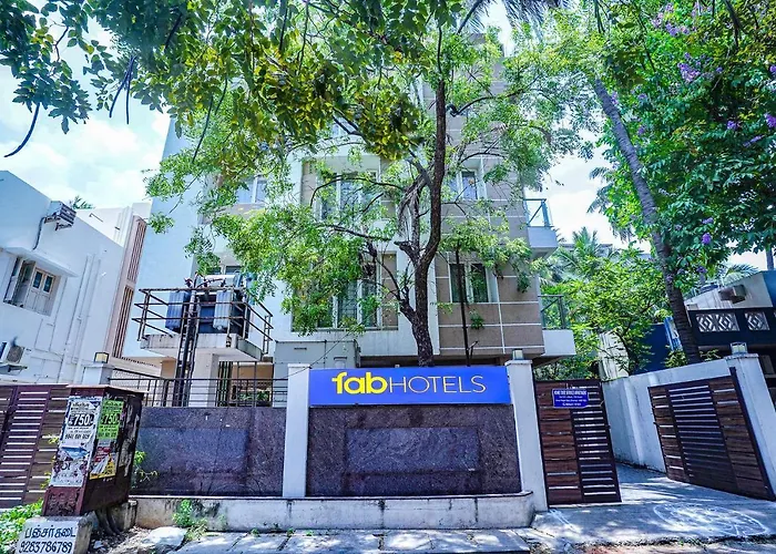 Fabhotel Home Tree Service Apartment - Nr Anna Tower