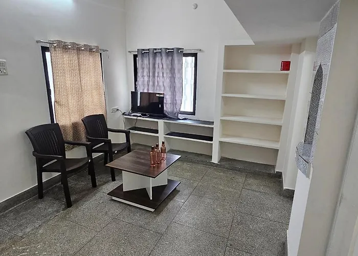 Homestay - Ac 1 Bhk Near Alrport