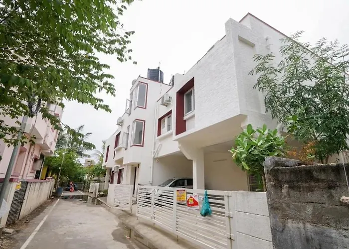 7 Hills Service Apartments