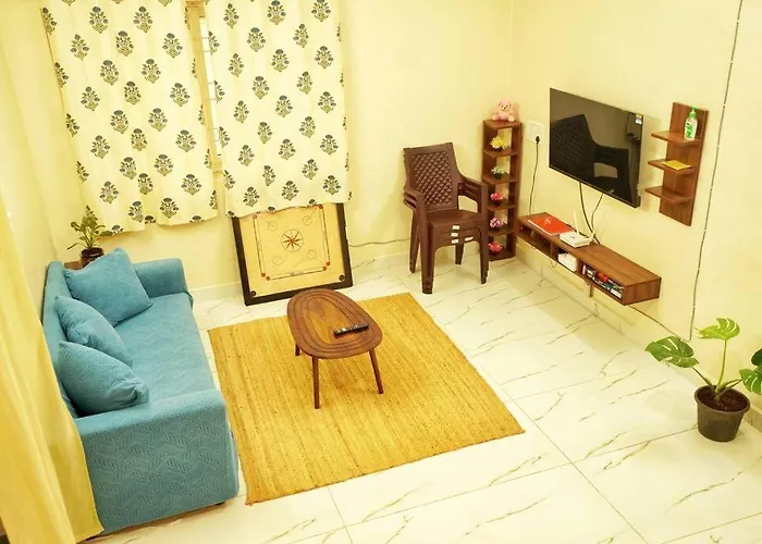 Mama Rose Homestay In Palikarnai