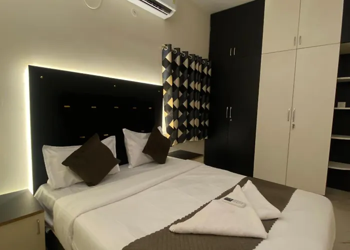 Cashewtree Hotel