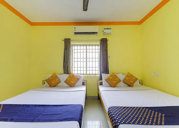 Spot On 75475 Cn Guest House